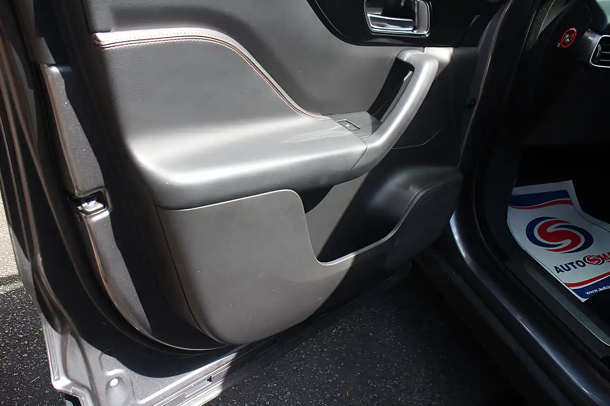 Used 2017 Jaguar F-Pace Prestige Grey - Interior and Exterior details 11