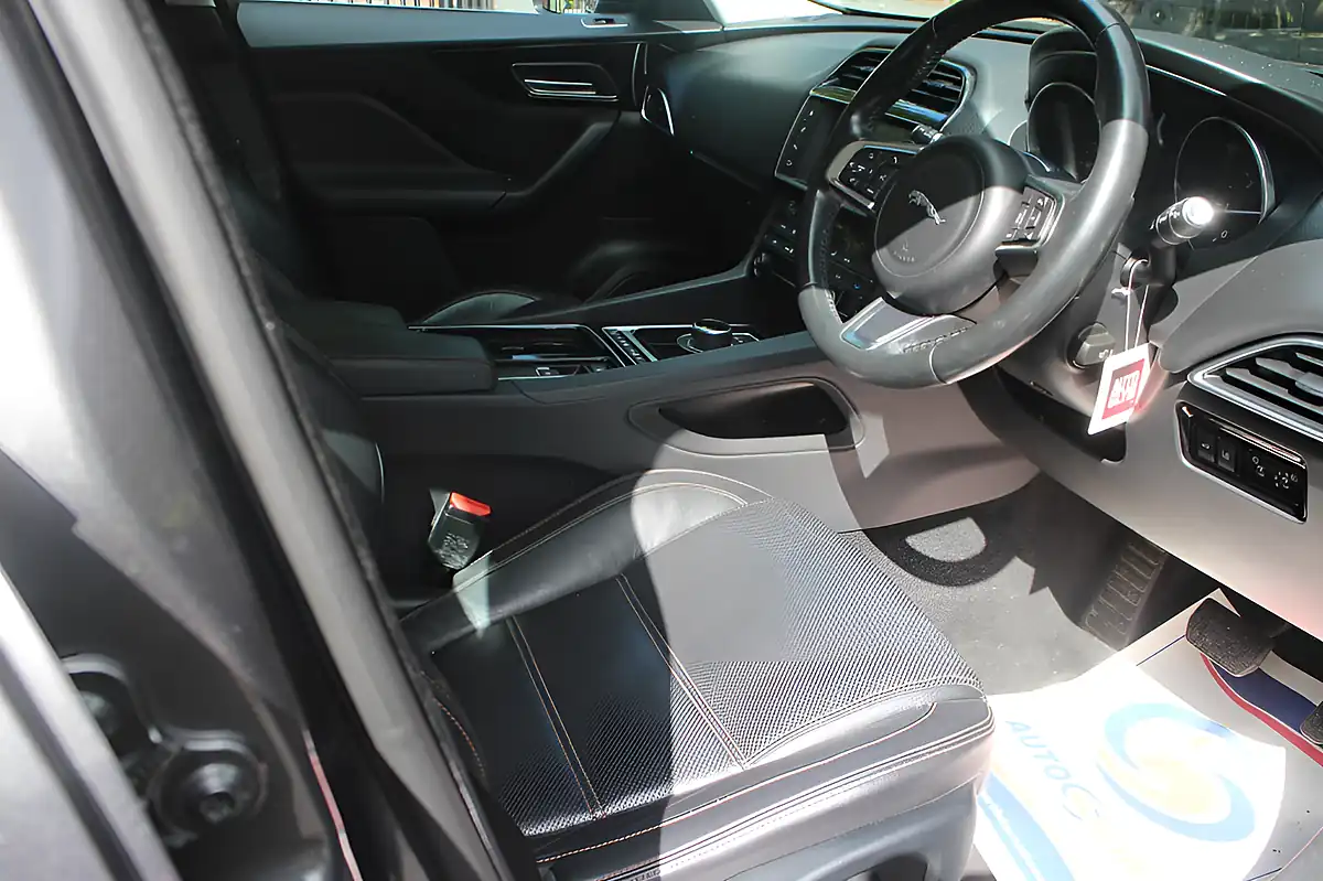 Used 2017 Jaguar F-Pace Prestige Grey - Interior and Exterior details 20