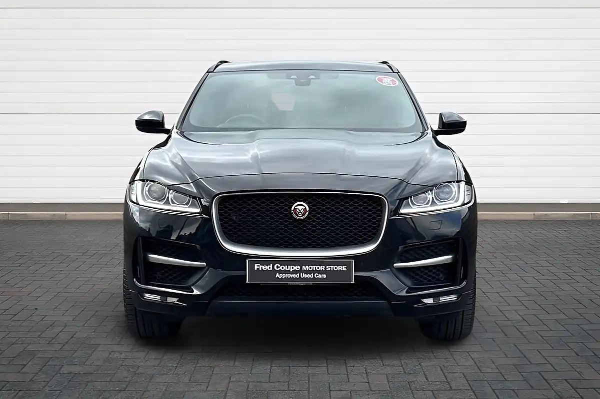 Used 2017 Jaguar F-Pace R-Sport Black - Interior and Exterior details 8
