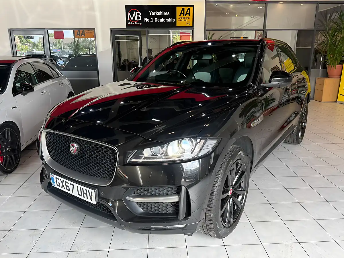 Used 2017 Jaguar F-Pace R-Sport Black - Interior and Exterior details 5