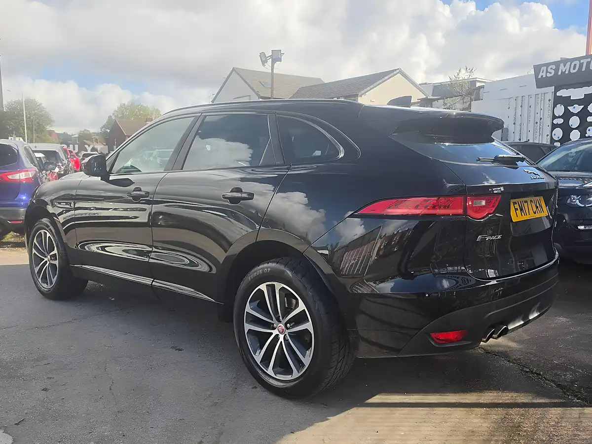 Used 2017 Jaguar F-Pace R-Sport Black - Interior and Exterior details 5