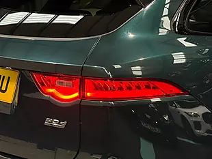 Used 2017 Jaguar F-Pace R-Sport British Racing Green - Interior and Exterior details 11