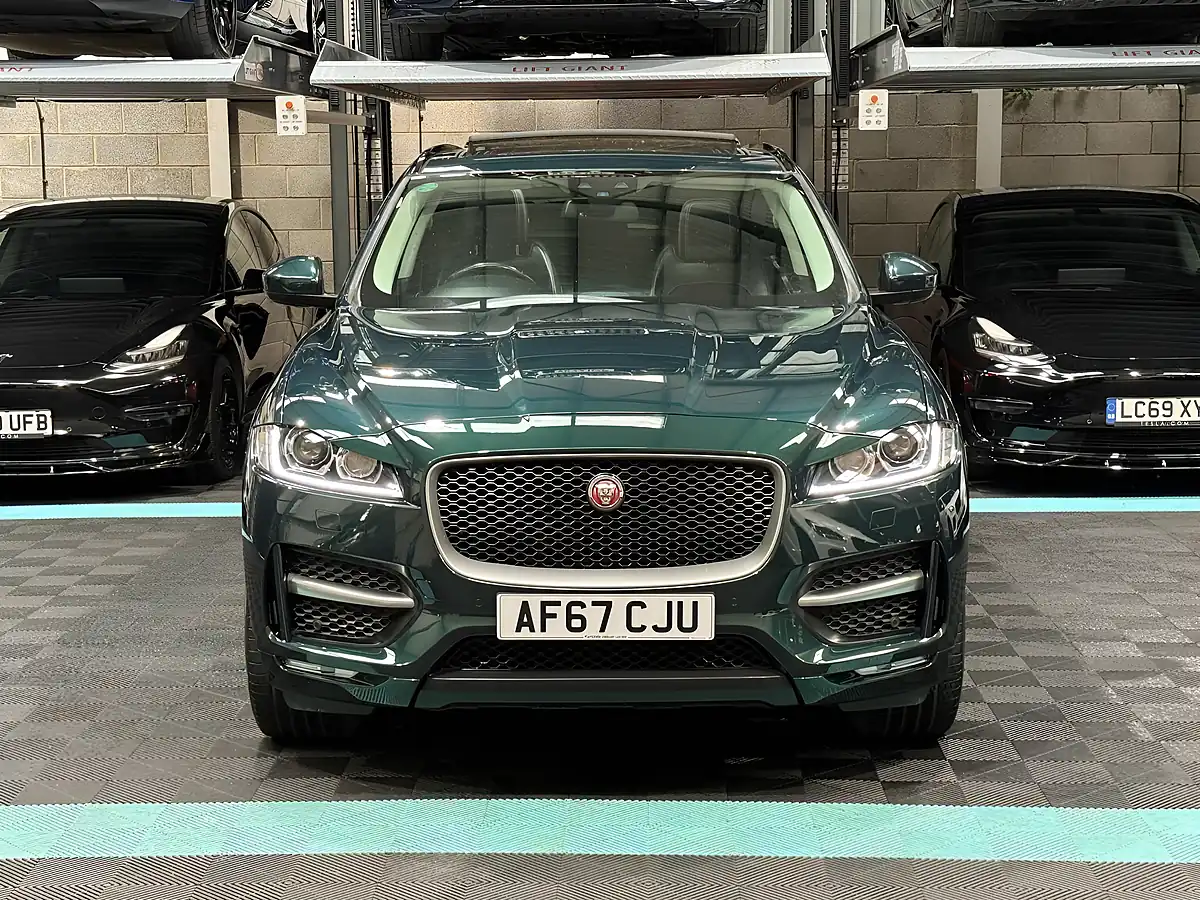 Used 2017 Jaguar F-Pace R-Sport British Racing Green - Interior and Exterior details 4