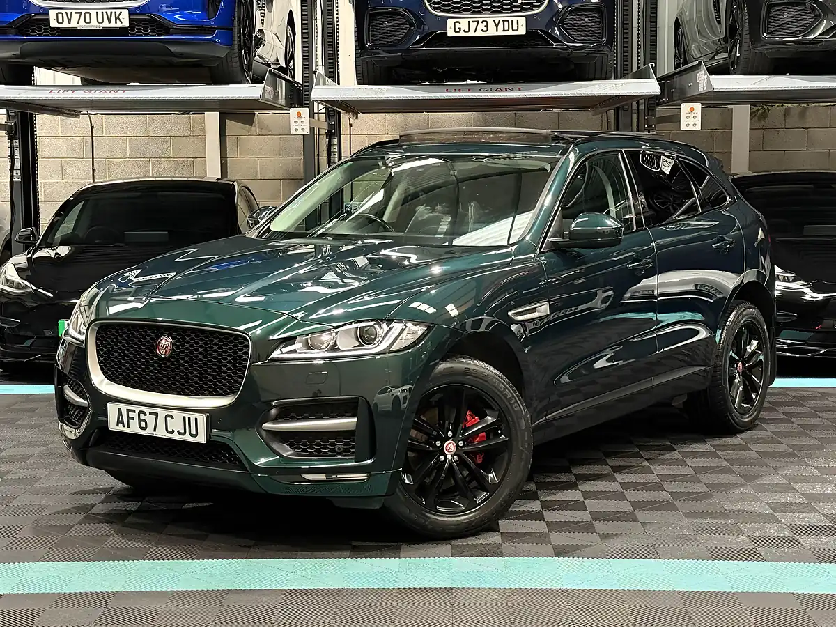 Used 2017 Jaguar F-Pace R-Sport British Racing Green - Interior and Exterior details 5
