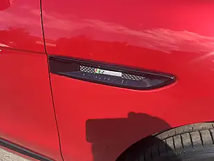 Used 2017 Jaguar F-Pace R-Sport Firenze Red - Interior and Exterior details 6