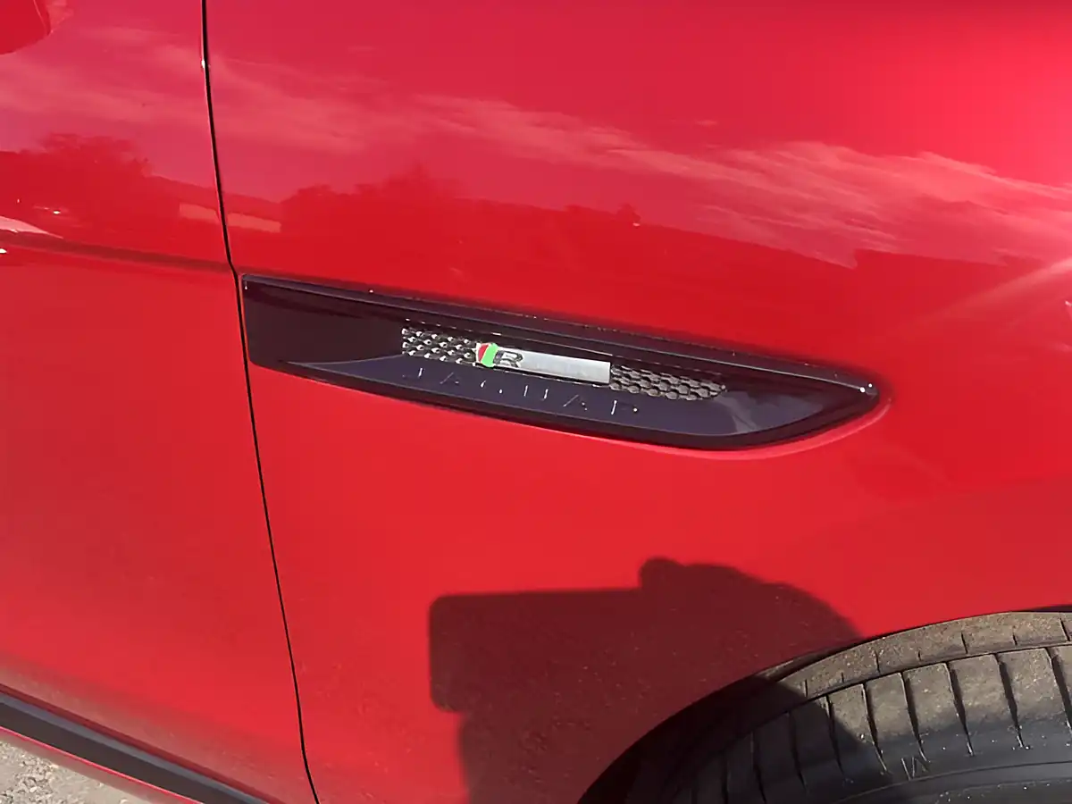 Used 2017 Jaguar F-Pace R-Sport Firenze Red - Interior and Exterior details 6