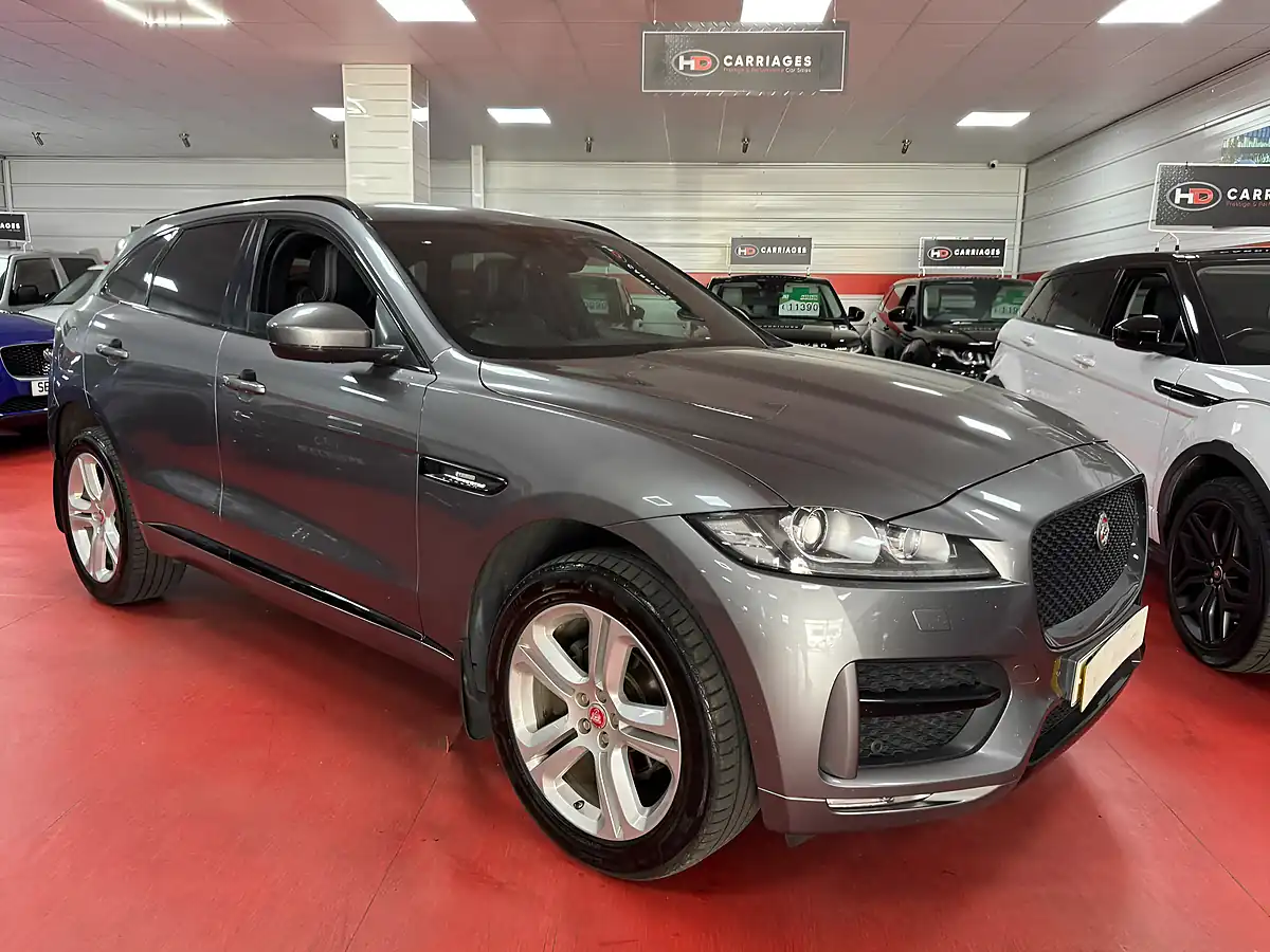 Used 2017 Jaguar F-Pace R-Sport Grey - Front View