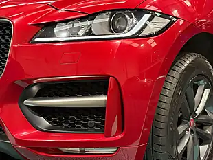Used 2017 Jaguar F-Pace R-Sport Red - Interior and Exterior details 12