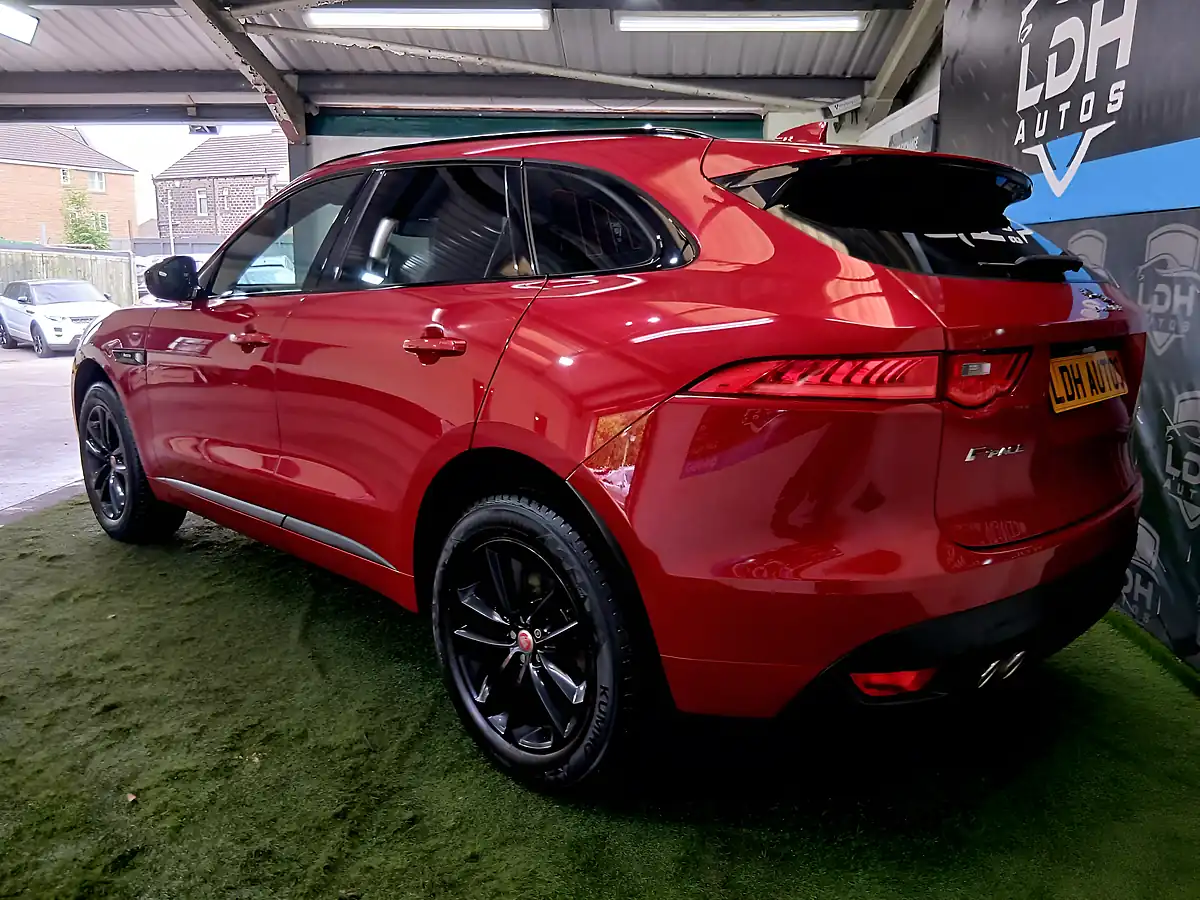 Used 2017 Jaguar F-Pace R-Sport Red - Interior and Exterior details 5