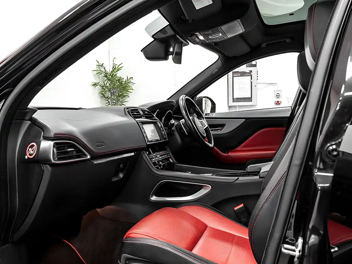 Used 2017 Jaguar F-Pace R-Sport Santorini Black - Interior and Exterior details 15