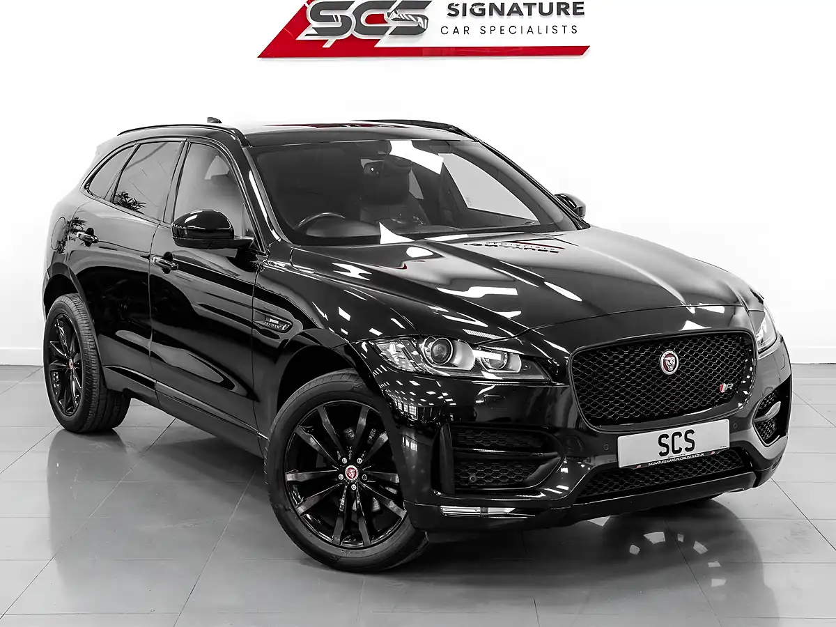 Used 2017 Jaguar F-Pace R-Sport Santorini Black - Interior and Exterior details 5