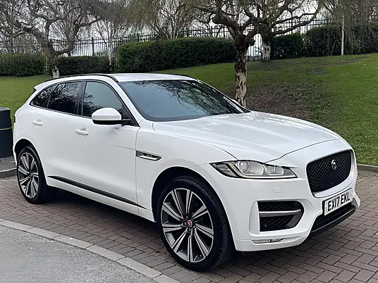 2017 Jaguar F-PACE R-Sport D180