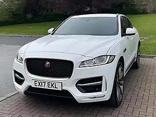Used 2017 Jaguar F-Pace R-Sport White - Interior and Exterior details 4