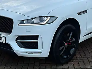 Used 2017 Jaguar F-Pace R-Sport White - Interior and Exterior details 12