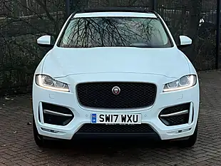 Used 2017 Jaguar F-Pace R-Sport White - Interior and Exterior details 4
