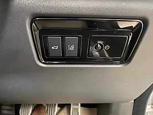 Used 2017 Jaguar F-Pace R-Sport White - Interior and Exterior details 14