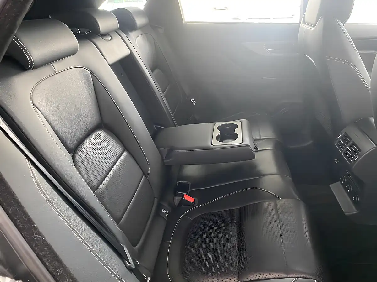 Used 2017 Jaguar F-Pace R-Sport White - Interior and Exterior details 16
