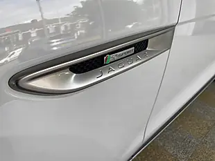 Used 2017 Jaguar F-Pace R-Sport White - Interior and Exterior details 17