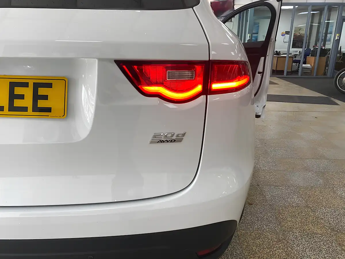 Used 2017 Jaguar F-Pace R-Sport White - Interior and Exterior details 18