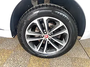 Used 2017 Jaguar F-Pace R-Sport White - Interior and Exterior details 7