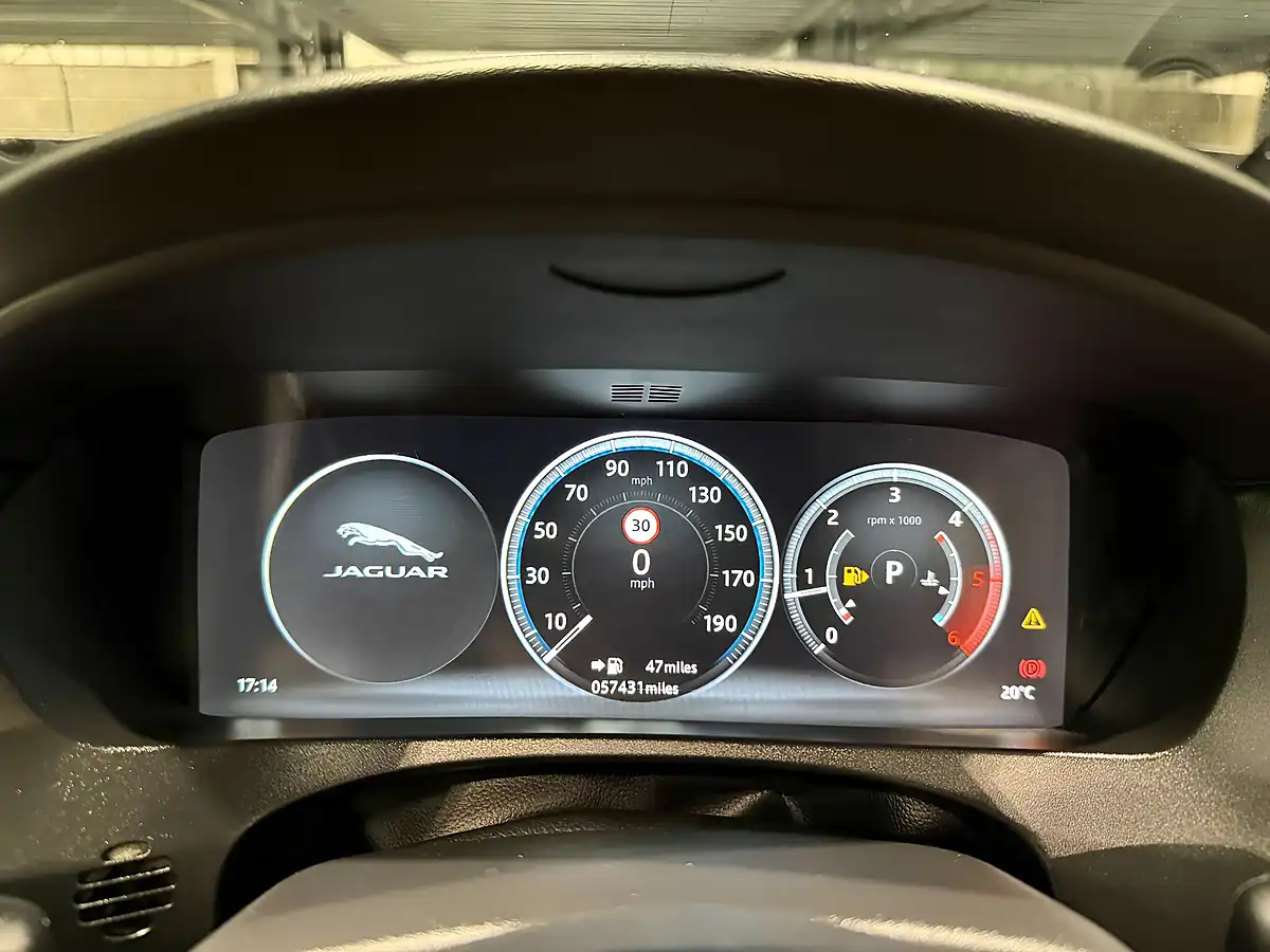 Used 2017 Jaguar F-Pace R-Sport White - Interior and Exterior details 17