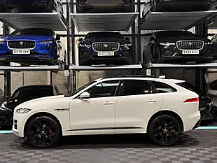 Used 2017 Jaguar F-Pace R-Sport White - Interior and Exterior details 6
