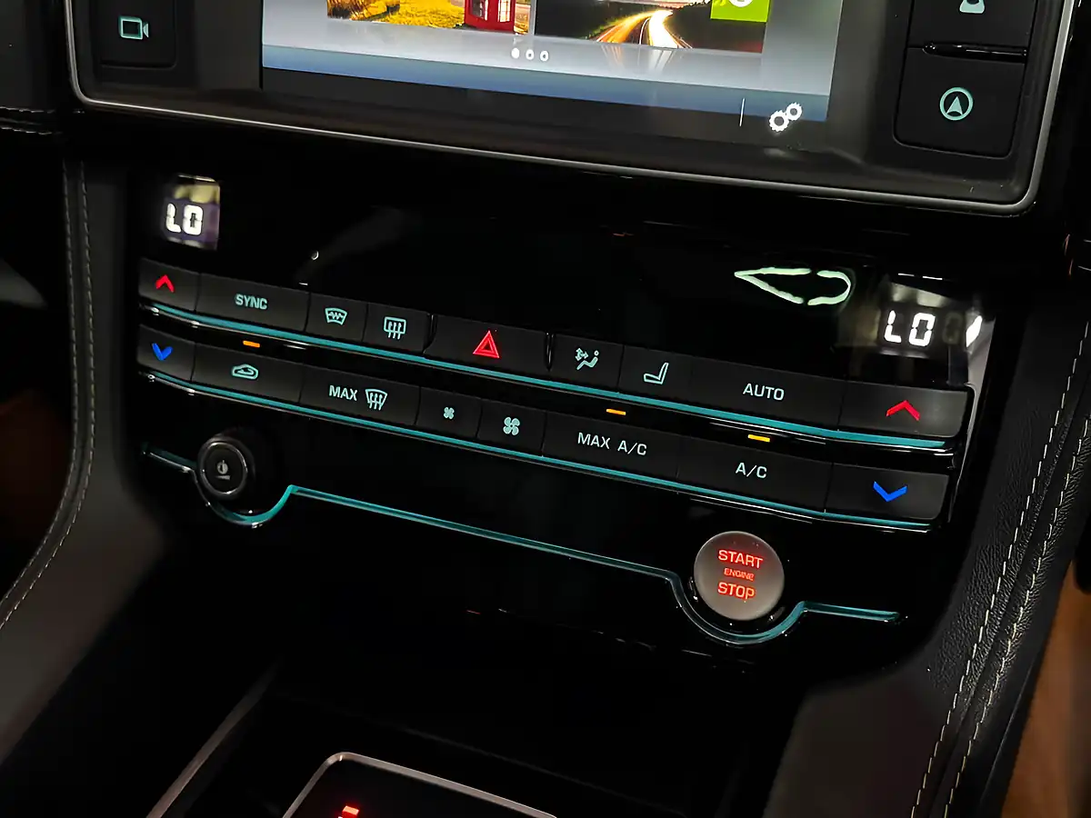 Used 2017 Jaguar F-Pace S Caesium Blue - Interior and Exterior details 15