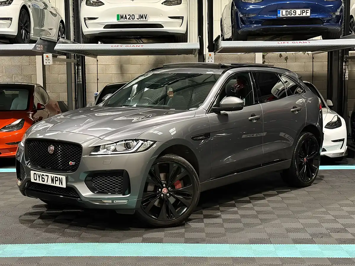 Used 2017 Jaguar F-Pace S Grey - Interior and Exterior details 5
