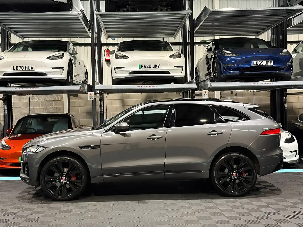 Used 2017 Jaguar F-Pace S Grey - Interior and Exterior details 6