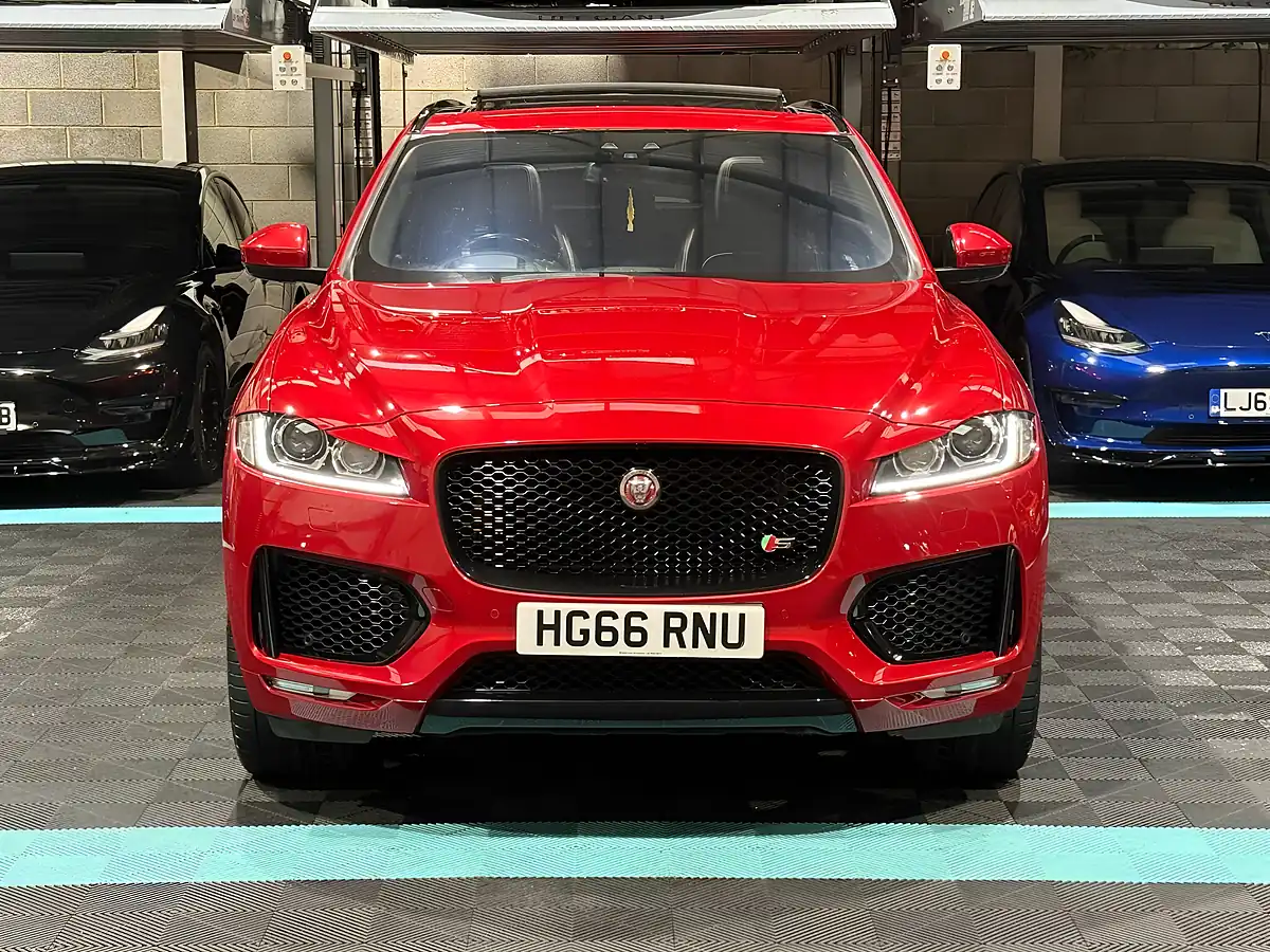 Used 2017 Jaguar F-Pace S Red - Interior and Exterior details 4