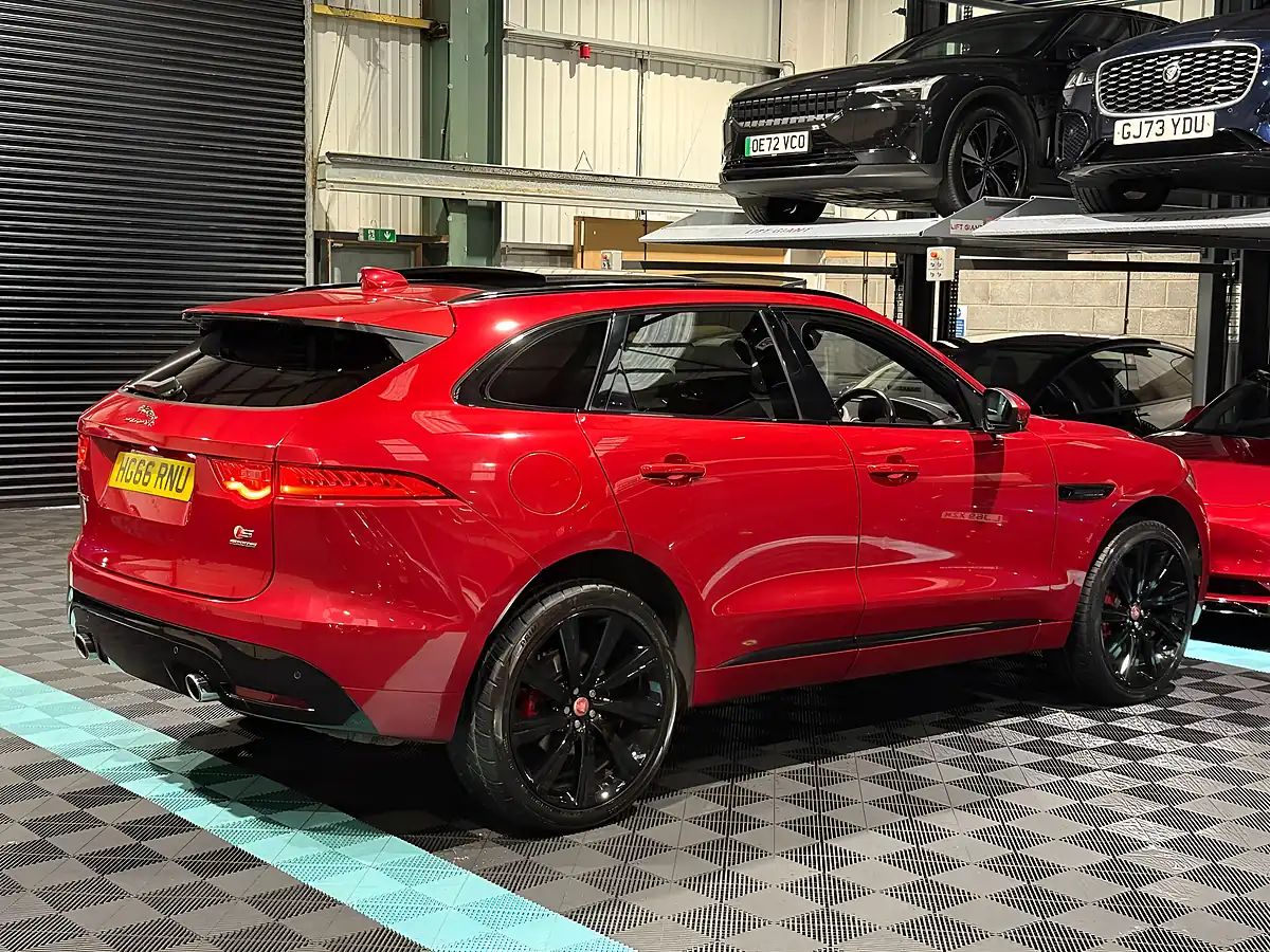 Used 2017 Jaguar F-Pace S Red - Interior and Exterior details 9