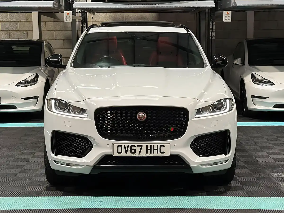 Used 2017 Jaguar F-Pace S White - Interior and Exterior details 4