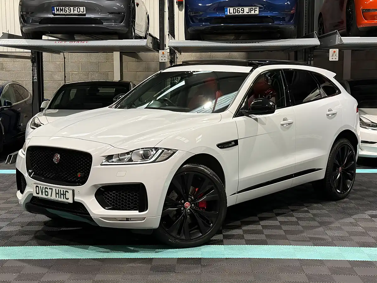 Used 2017 Jaguar F-Pace S White - Interior and Exterior details 5
