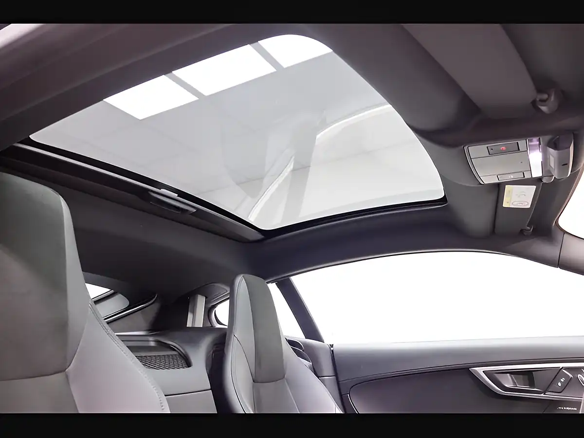 Used 2017 Jaguar F-Type Blue - Interior and Exterior details 15
