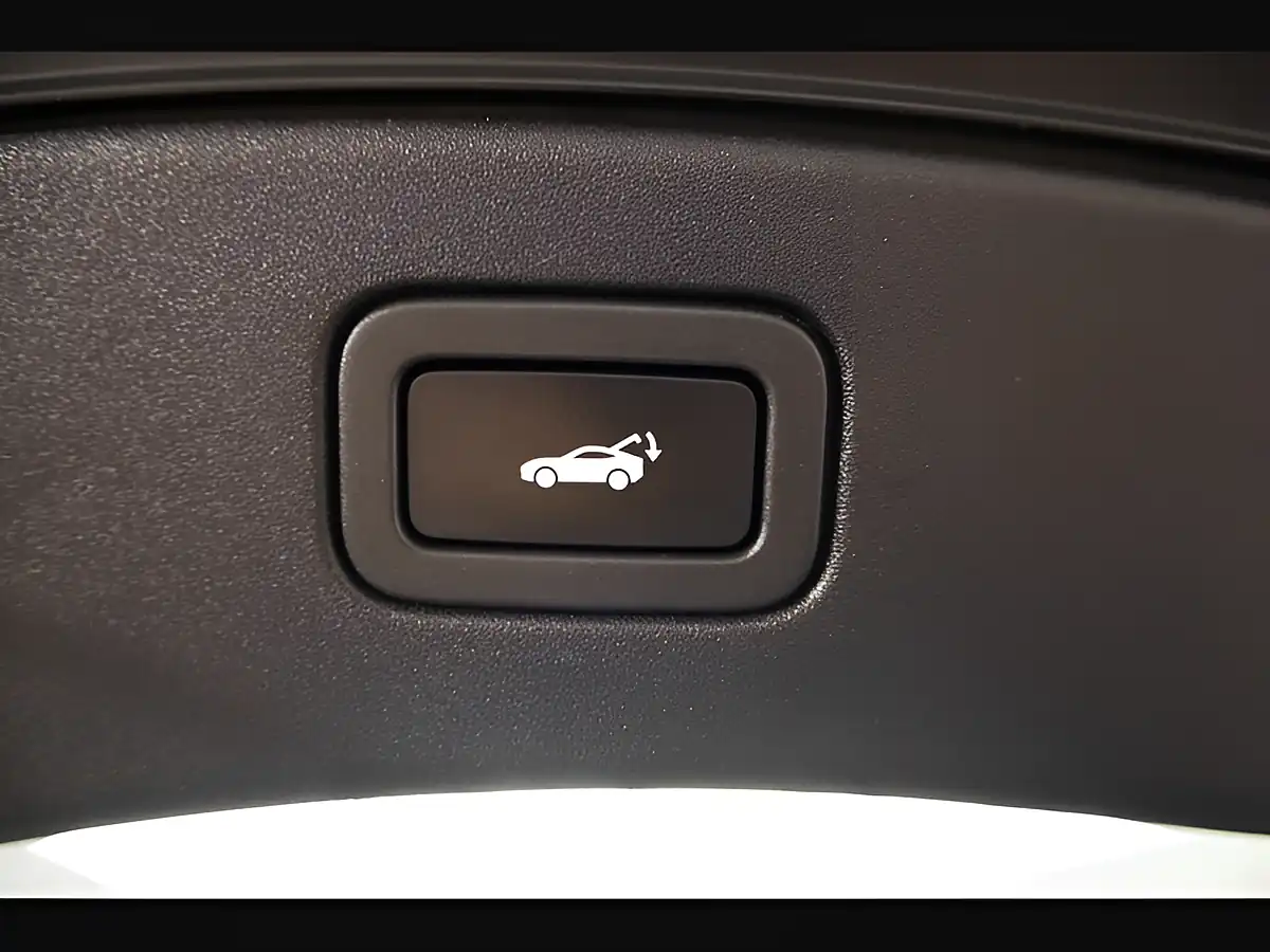 Used 2017 Jaguar F-Type Coupe Blue - Interior and Exterior details 20