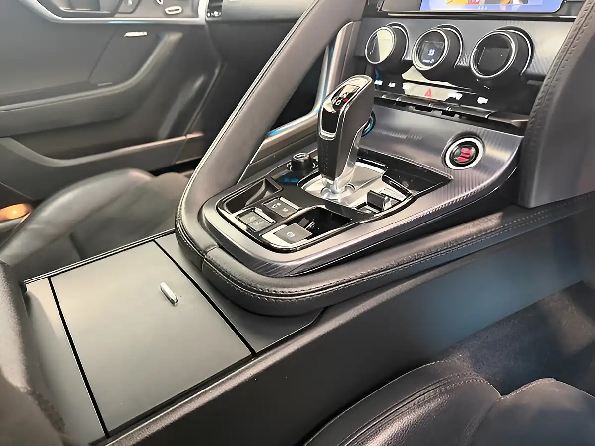Used 2017 Jaguar F-Type R-Dynamic Coupe Black - Interior and Exterior details 19