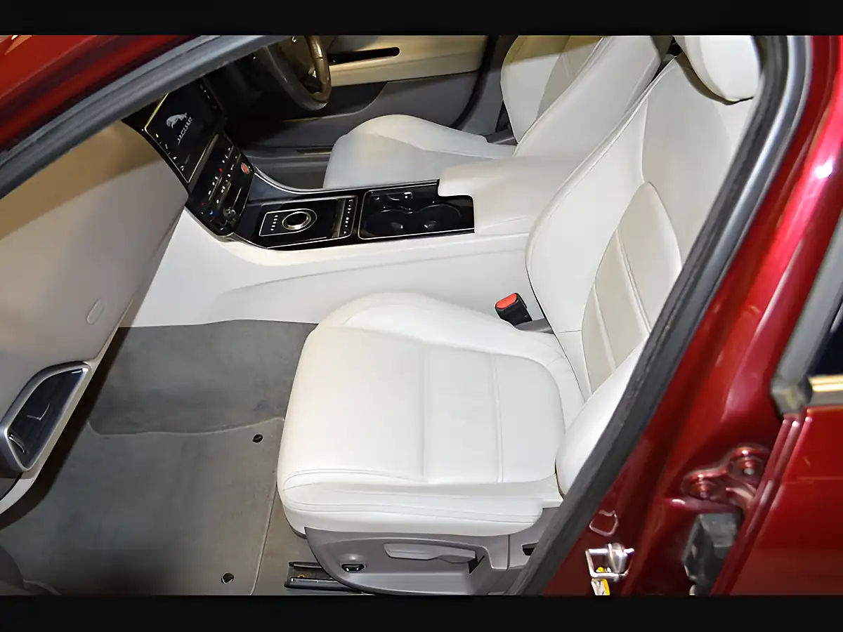 Used 2017 Jaguar Xe Prestige Caldera Red - Interior and Exterior details 10