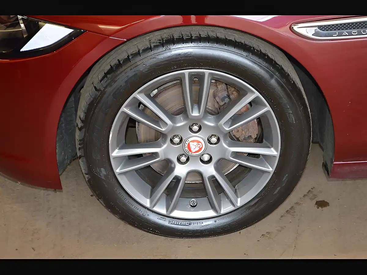 Used 2017 Jaguar Xe Prestige Caldera Red - Interior and Exterior details 20