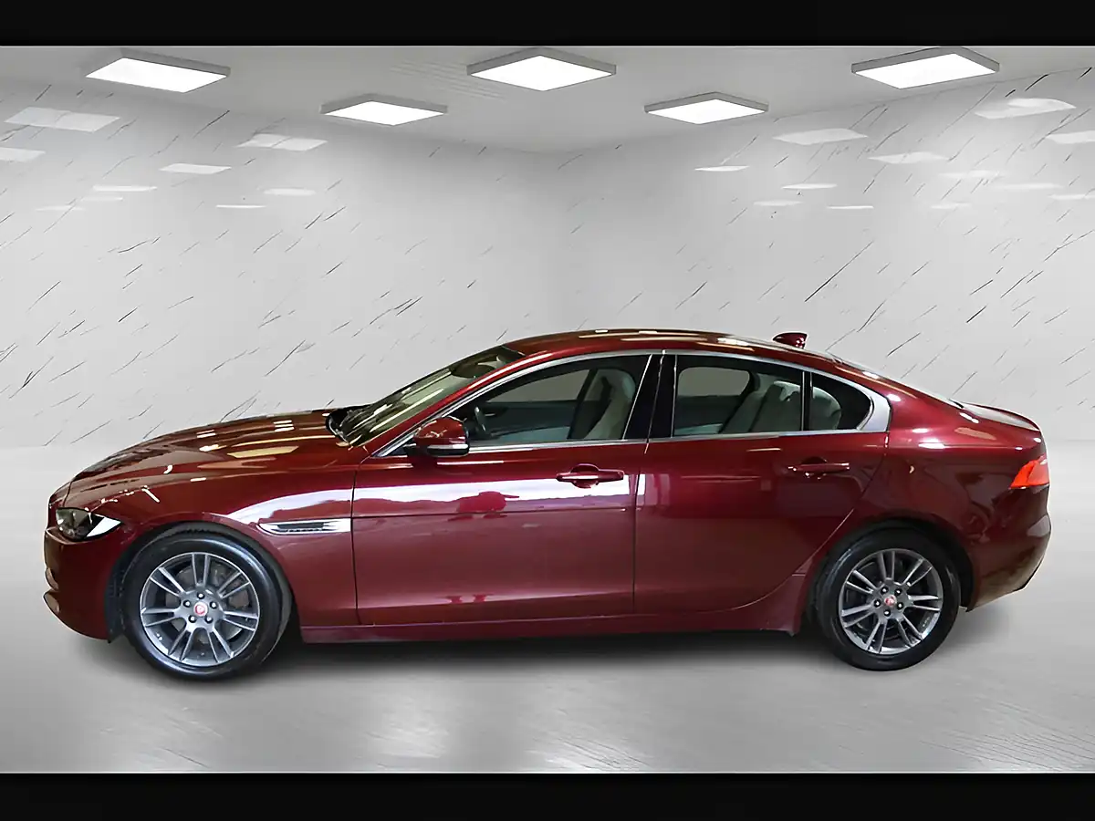 Used 2017 Jaguar Xe Prestige Caldera Red - Interior and Exterior details 9