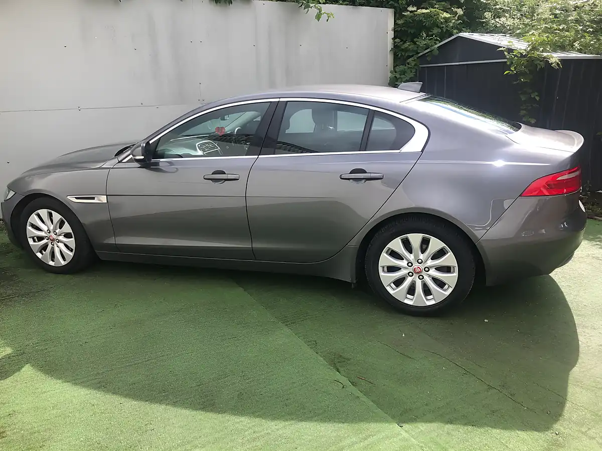 Used 2017 Jaguar Xe Prestige Grey - Interior and Exterior details 4