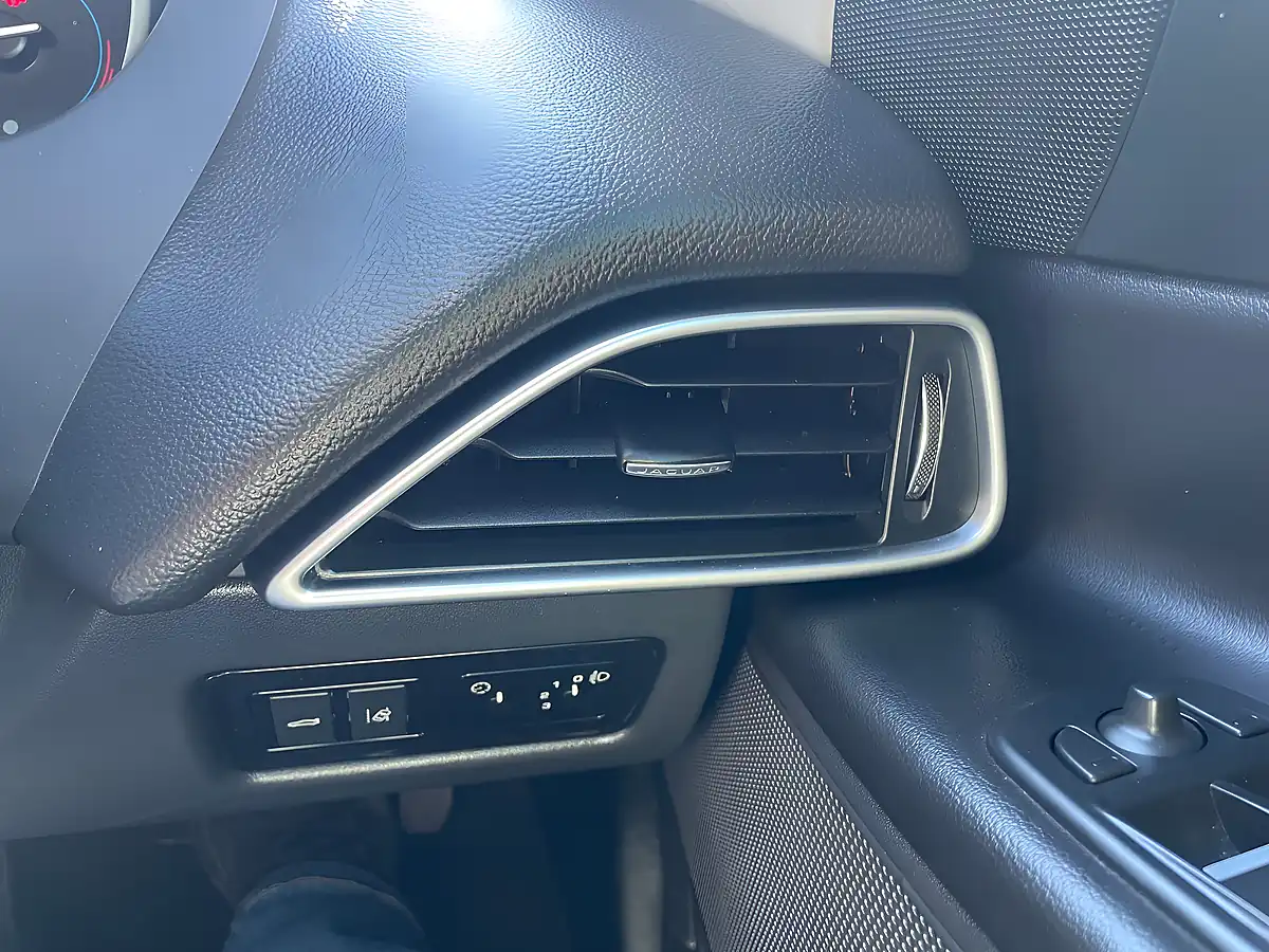 Used 2017 Jaguar Xe Prestige Red - Interior and Exterior details 19