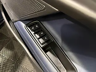 Used 2017 Jaguar Xe R-Sport Blue - Interior and Exterior details 16