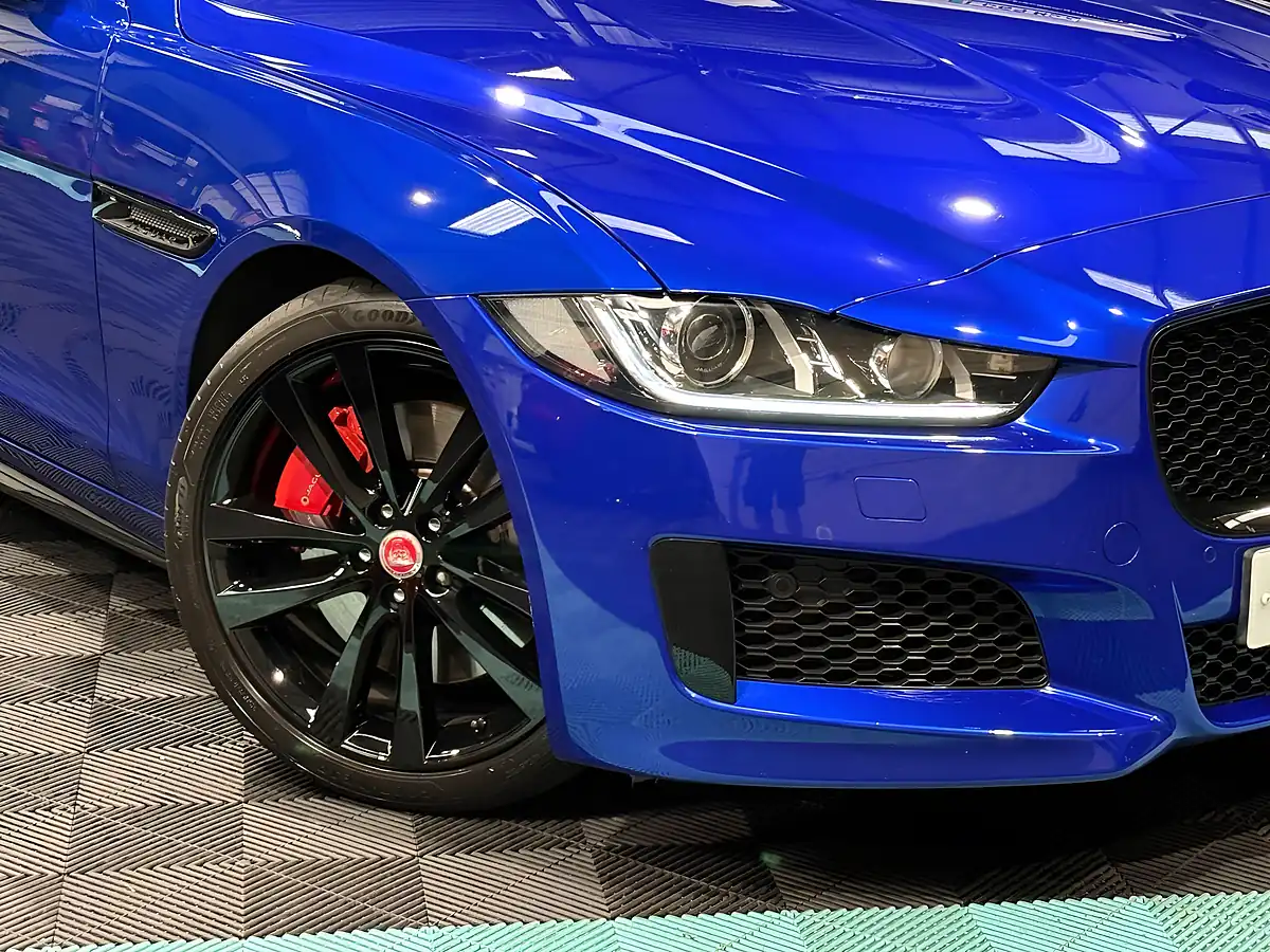Used 2017 Jaguar Xe S Blue - Interior and Exterior details 11