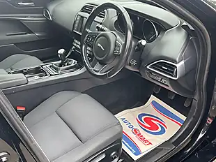 Used 2017 Jaguar Xe Se Black - Interior and Exterior details 17