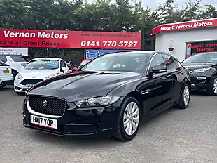 Used 2017 Jaguar Xe Se Black - Interior and Exterior details 4