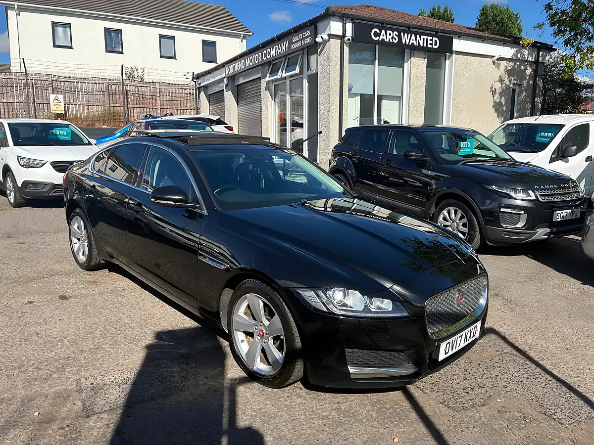 Used 2017 Jaguar Xf Portfolio Black - Front View