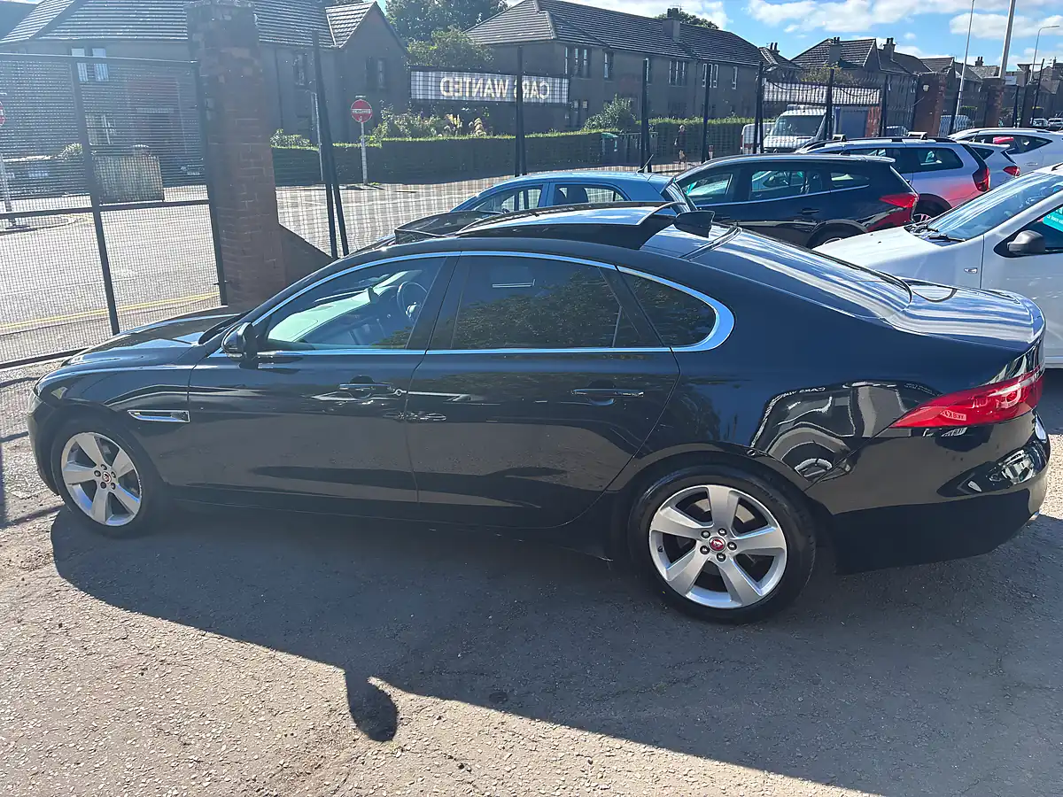 Used 2017 Jaguar Xf Portfolio Black - Interior and Exterior details 6