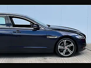 Used 2017 Jaguar Xf Portfolio Loire Blue - Interior and Exterior details 17