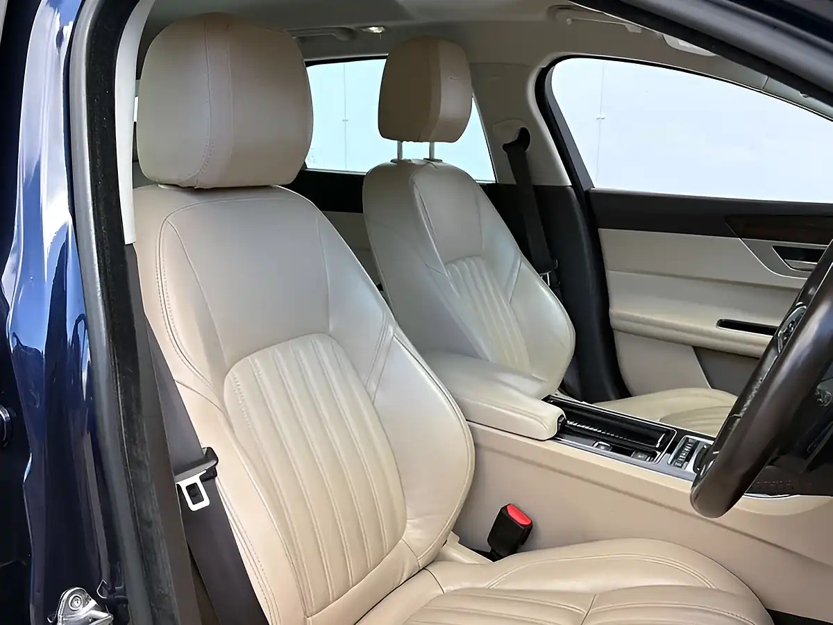 Used 2017 Jaguar Xf Portfolio Loire Blue - Interior and Exterior details 19