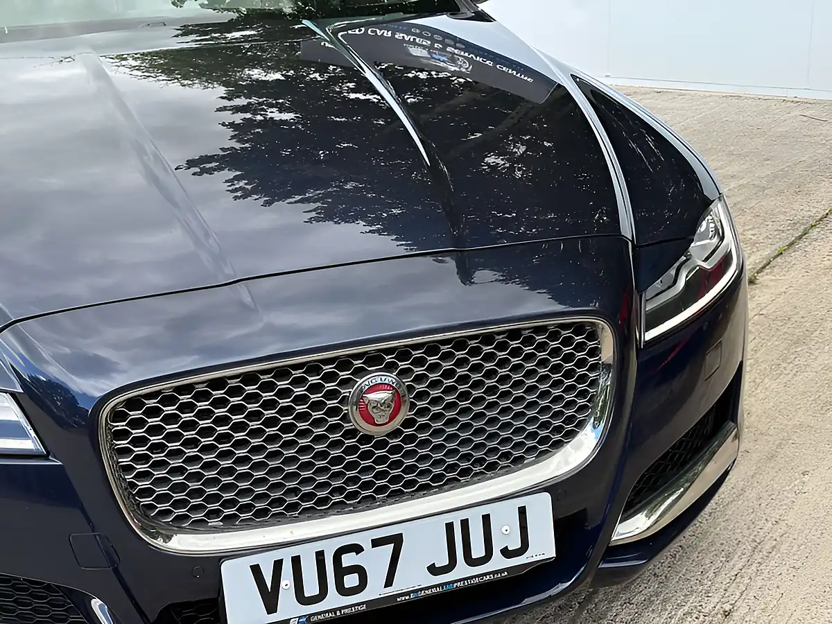 Used 2017 Jaguar Xf Portfolio Loire Blue - Interior and Exterior details 5